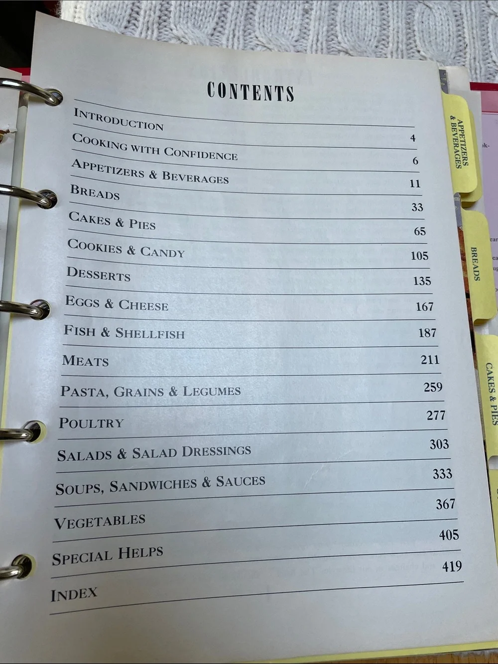 VTG 1991 Betty Crocker 40th Anniversary Cookbook binder 432 pages